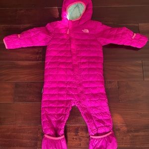 The North Face Baby ThermoBall™ Bunting. Size 18-24